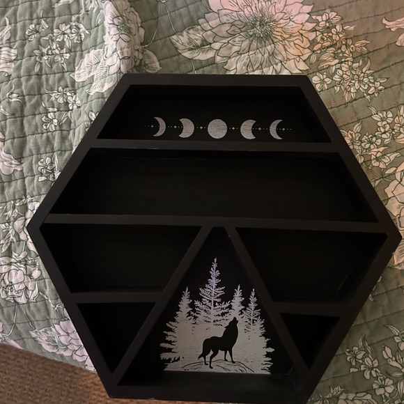 Black Hexagonal Wolf and Moon Phase trinket wall Shelf - Picture 2 of 3